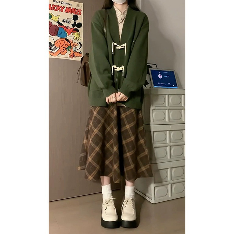 棕色格子半身裙女春秋季新款大码胖mm梨形身材美式复古a字中长裙