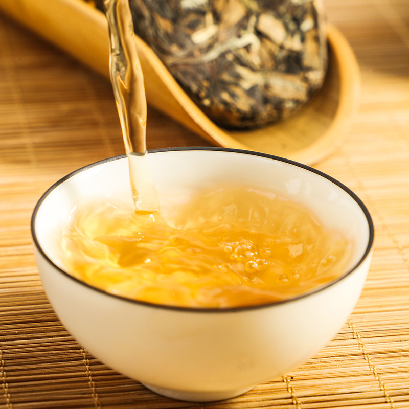 福鼎老白茶5g小茶饼 商务便携白茶小饼一粒一泡 供茶楼酒店招待
    2斤