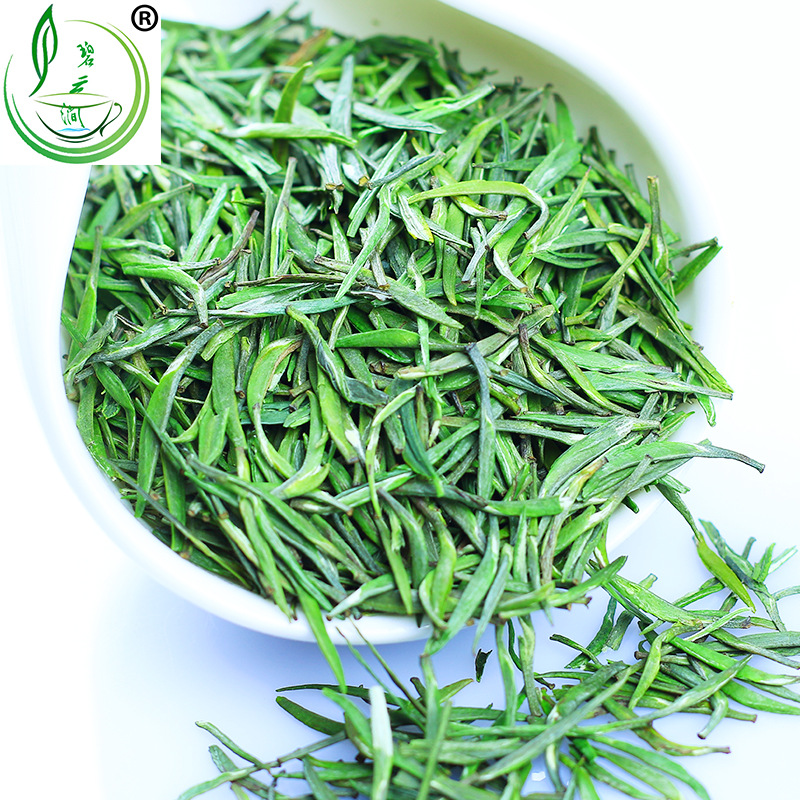 碧云涧新茶峨眉山云雾绿茶特级青针雨前嫩芽竹叶型青茶单芽雀舌
