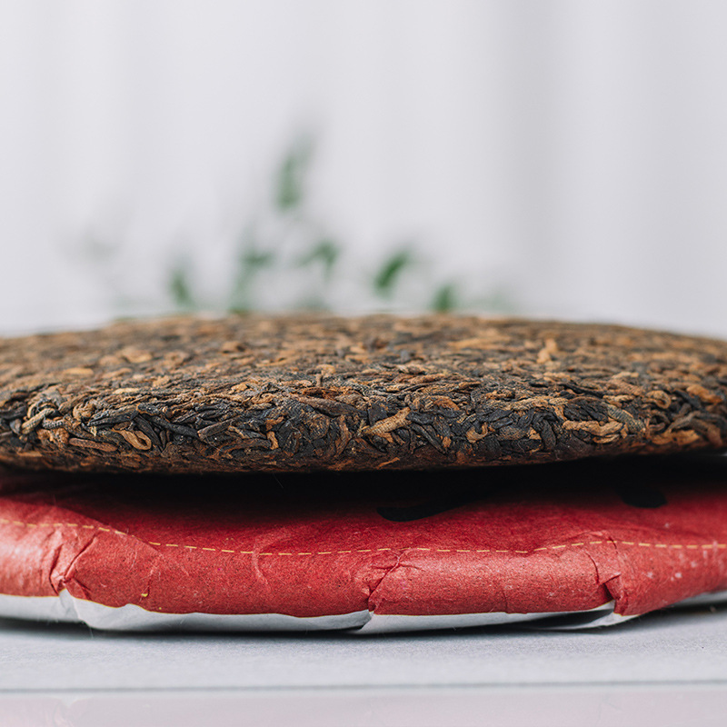 云南普洱茶批发 普洱熟茶饼 357g丁家寨熟茶批发 茶树王茶厂
2饼